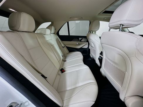 Used 2025 Mercedes-Benz GLE 350 4MATIC image 30