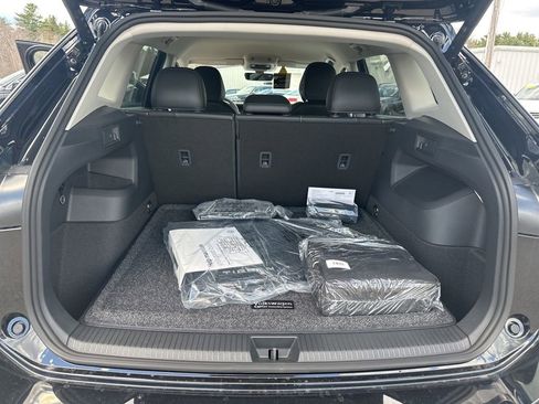 New 2026 Volkswagen Tiguan SE AWD/4WD image 21