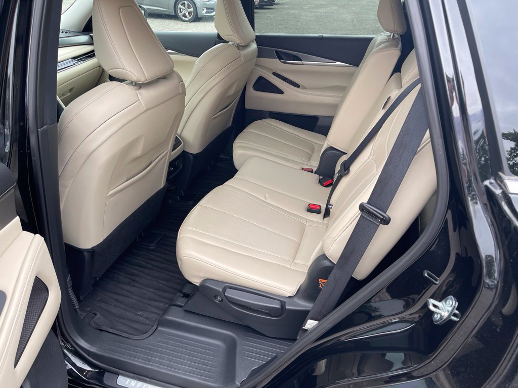Used 2023 INFINITI QX60 Luxe w/ Cargo Package AWD/4WD image 16