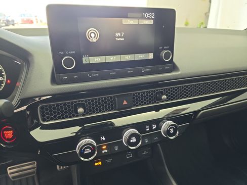 Used 2024 Honda Civic Sport image 19