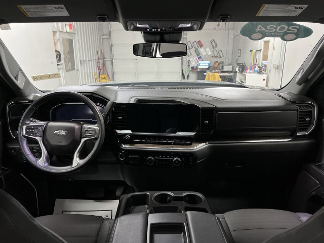 Used 2024 Chevrolet Silverado 1500 RST AWD/4WD image 20