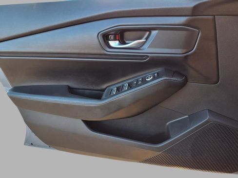 Used 2023 Honda Accord Sport image 16