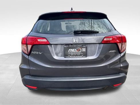 Used 2018 Honda HR-V LX image 4