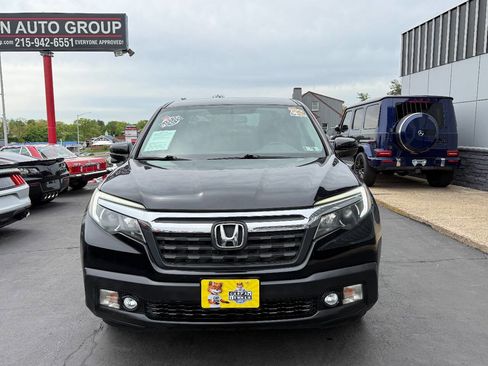 Used 2017 Honda Ridgeline RTL-T image 2