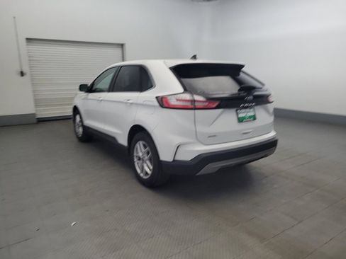 Used 2024 Ford Edge SEL image 5