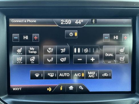 Used 2015 Lincoln MKX Base 4dr SUV w/ Equipment Group 102A image 22