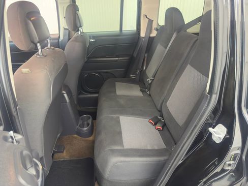 Used 2014 Jeep Patriot Sport w/ Power Value Group image 11