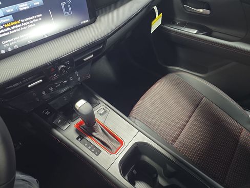 New 2026 Nissan Kicks SR image 25