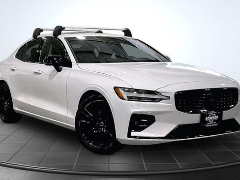 Certified 2024 Volvo S60 B5 Plus AWD/4WD image 14