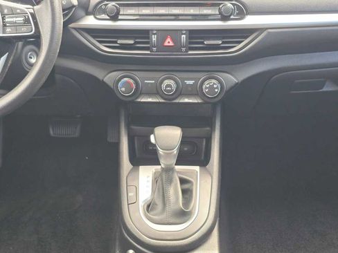 Used 2024 Kia Forte LXS FWD image 13