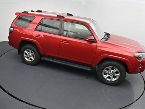 Used 2022 Toyota 4Runner SR5 Premium AWD/4WD image 16