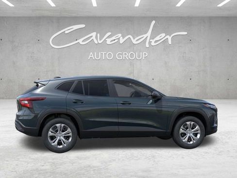 New 2026 Chevrolet Trax LS image 5