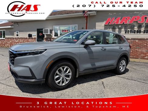 Used 2023 Honda CR-V LX image 2