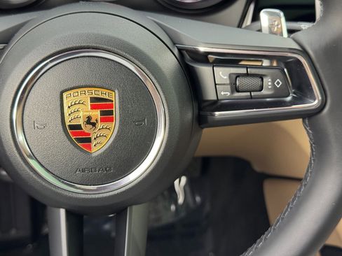 Used 2024 Porsche Macan w/ Premium Plus Packages image 22