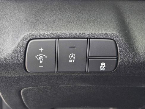 New 2026 Hyundai Elantra SE FWD image 14