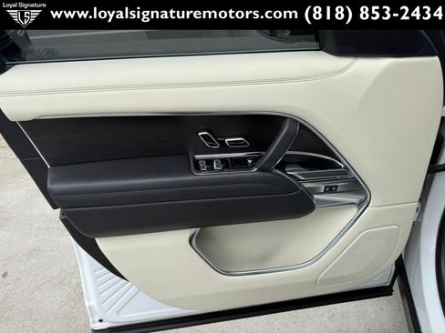 Used 2022 Land Rover Range Rover Long Wheelbase SE AWD/4WD image 28