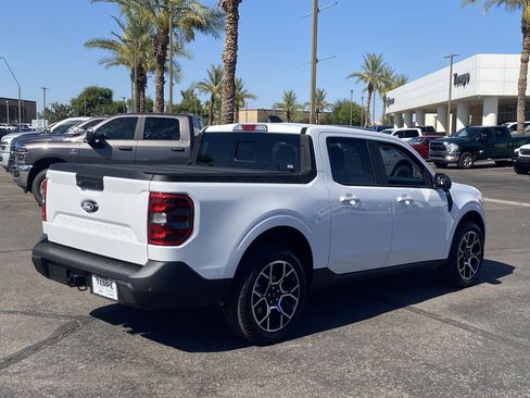 Used 2025 Ford Maverick Lariat AWD/4WD image 5