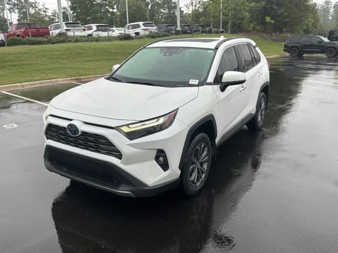 Used 2024 Toyota RAV4 Limited AWD/4WD image 5
