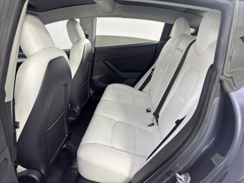 Used 2022 Tesla Model 3 Performance image 40