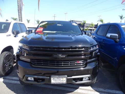 Used 2021 Chevrolet Silverado 1500 LT Trail Boss w/ Convenience Package II AWD/4WD image 6