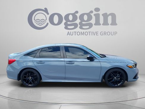 Used 2022 Honda Civic Sport image 6