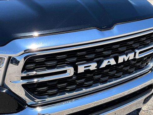 Used 2022 RAM 1500 Big Horn AWD/4WD image 30