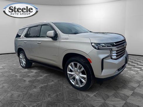 Used 2023 Chevrolet Tahoe High Country w/ Premium Package 2 AWD/4WD image 7