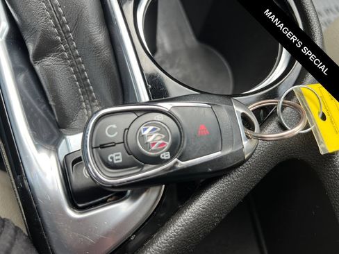 Used 2021 Buick Encore GX Select FWD image 27