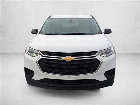 Certified 2019 Chevrolet Traverse LS FWD image 2