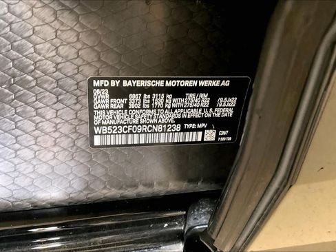 Used 2024 BMW iX xDrive50 w/ Sport Package AWD/4WD image 29