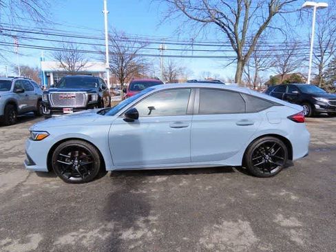 Certified 2022 Honda Civic Sport image 3