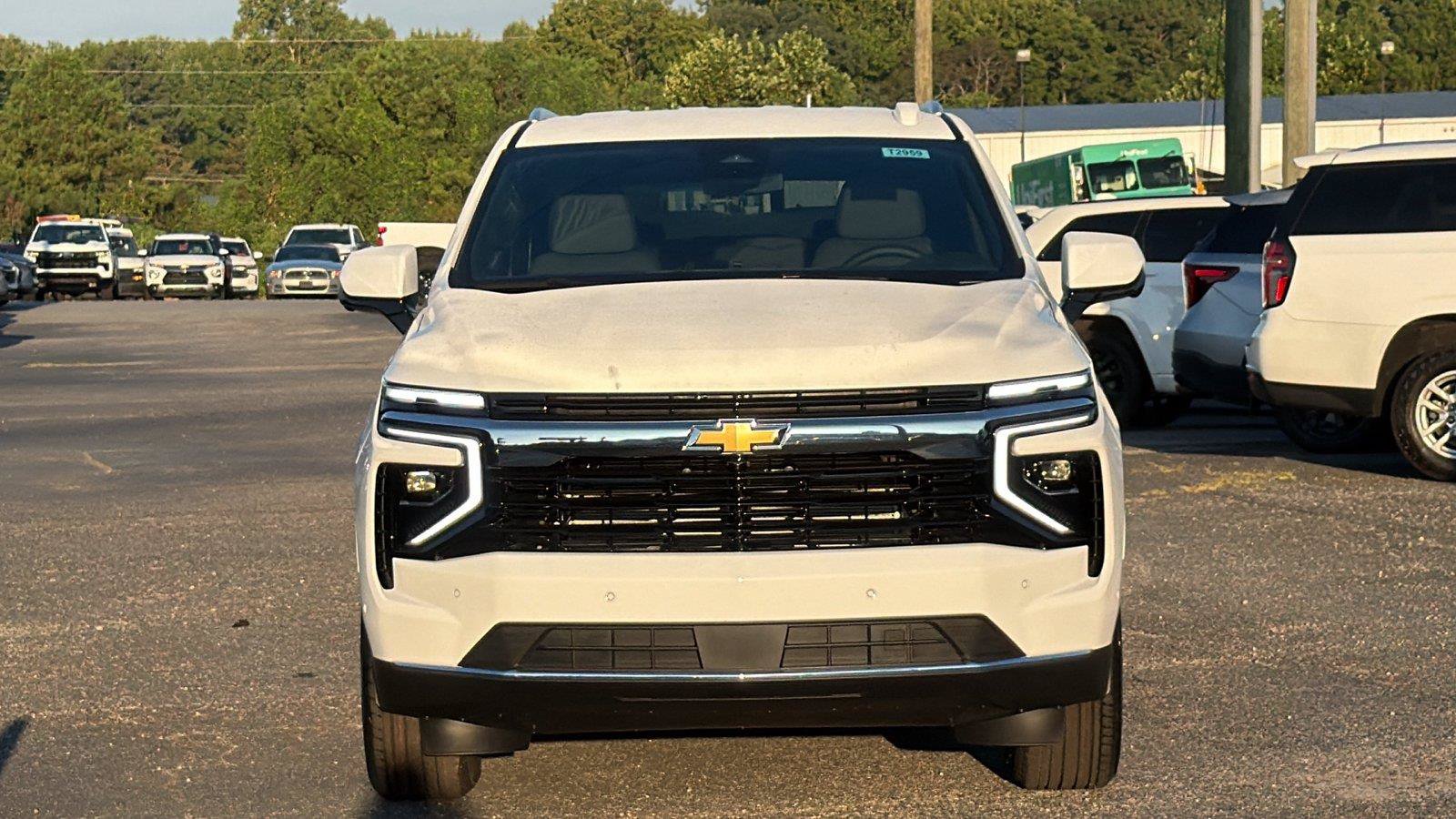 New 2026 Chevrolet Suburban LS RWD image 2