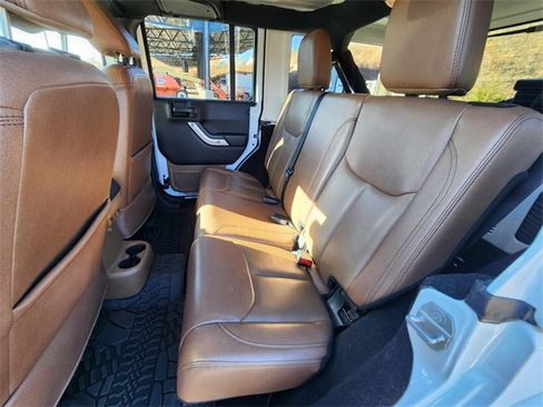 Used 2017 Jeep Wrangler Unlimited Sahara w/ Dual Top Group image 21