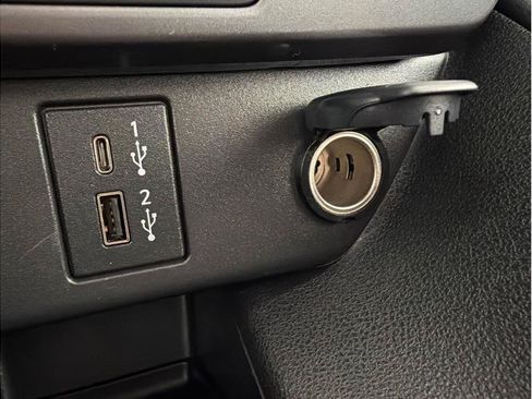 Used 2025 Nissan Leaf S FWD image 24