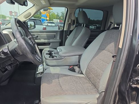 Used 2019 RAM 1500 Big Horn w/ Rambox Value Package AWD/4WD image 6