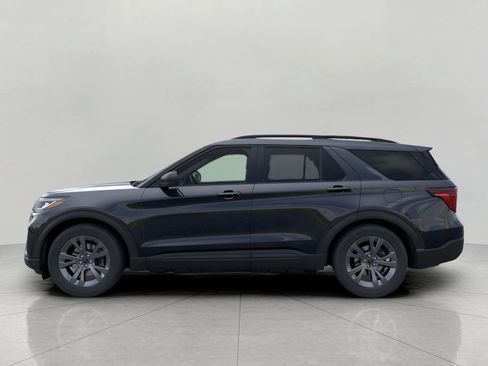 New 2026 Ford Explorer Active w/ Active Comfort Package AWD/4WD image 3