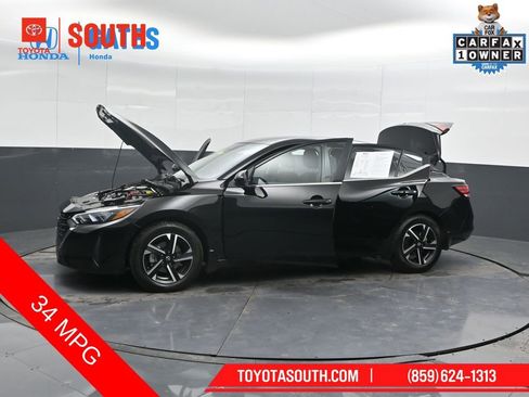 Used 2025 Nissan Sentra SV FWD image 54