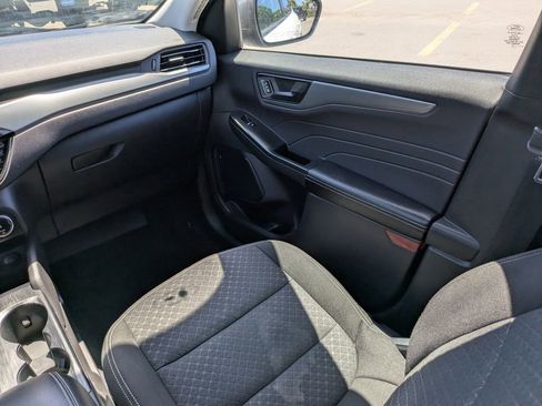 Certified 2024 Ford Escape Active FWD image 16
