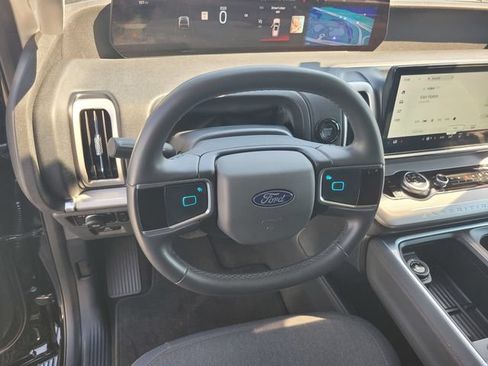 Certified 2025 Ford Expedition Max Active AWD/4WD image 29