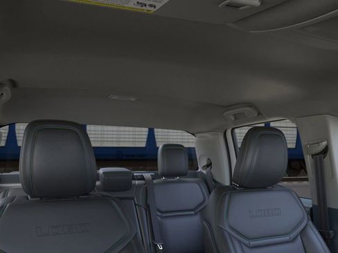 New 2026 Ford Maverick Lobo AWD/4WD image 12