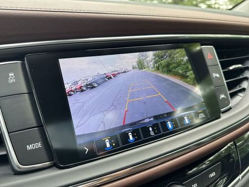 Used 2020 Buick Enclave Avenir w/ Avenir Technology Package FWD image 23