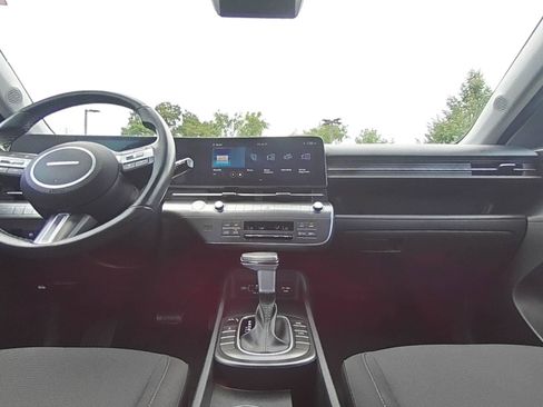 Used 2024 Hyundai Kona SEL AWD/4WD image 30