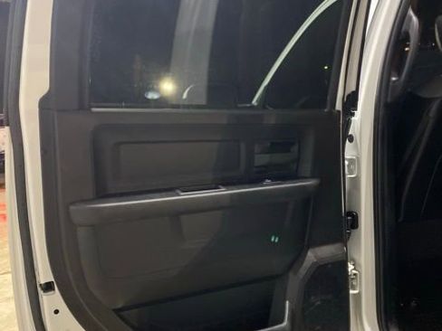 Used 2021 RAM 3500 Tradesman w/ Chrome Appearance Group image 9