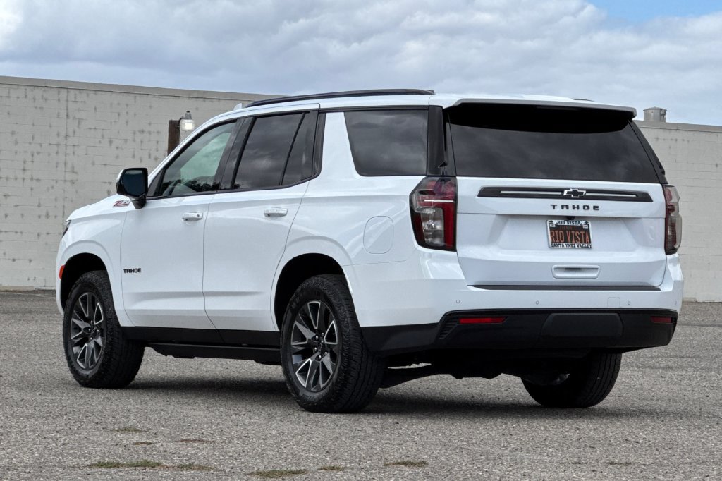 Used 2024 Chevrolet Tahoe Z71 w/ Luxury Package AWD/4WD image 6