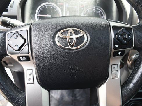 Certified 2024 Toyota 4Runner Limited AWD/4WD image 31