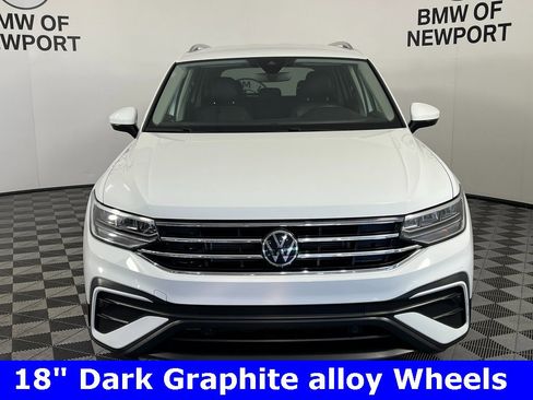 Used 2024 Volkswagen Tiguan SE image 5