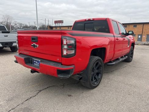 Used 2018 Chevrolet Silverado 1500 LT w/ Rally 2 Edition image 4