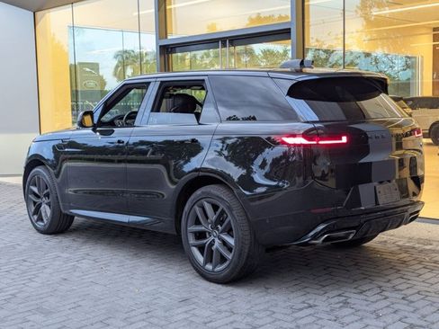 Used 2023 Land Rover Range Rover Sport SE Dynamic AWD/4WD image 5