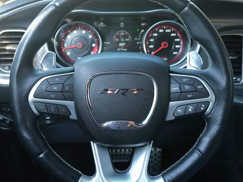 Used 2016 Dodge Charger SRT w/ Harman/Kardon Audio Group image 19