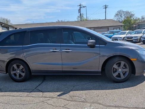 Used 2022 Honda Odyssey EX image 7